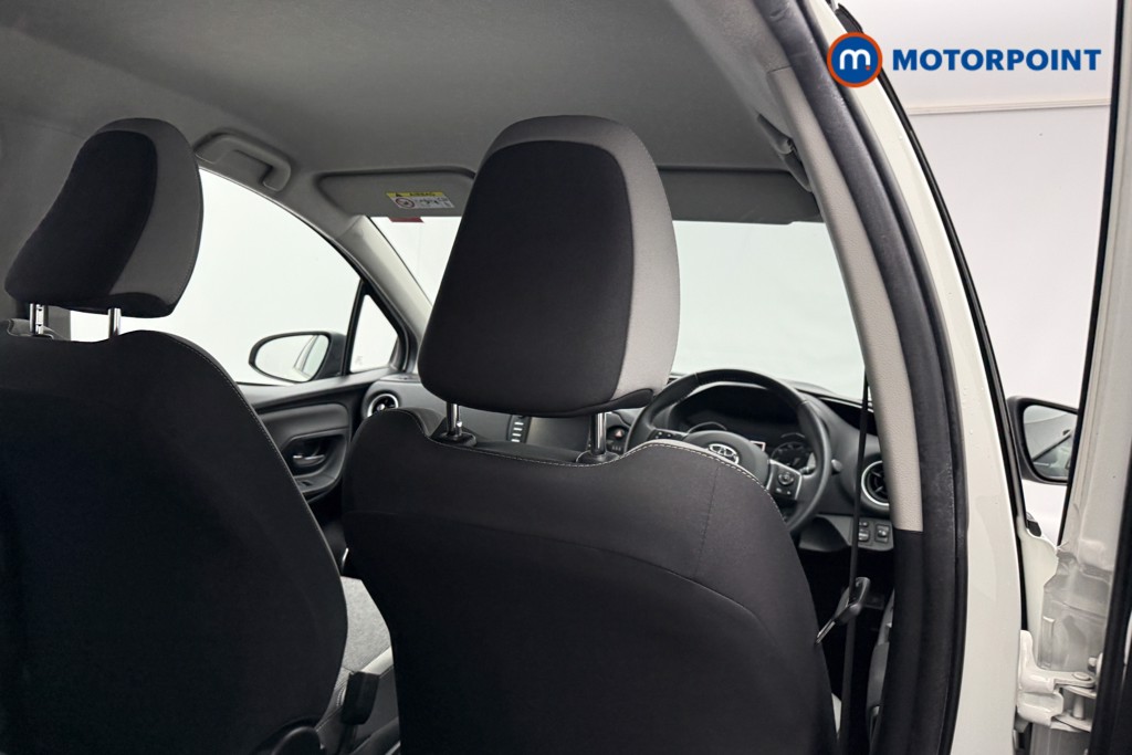 Used Toyota Yaris 2019 for sale - 77199058: Photo 19