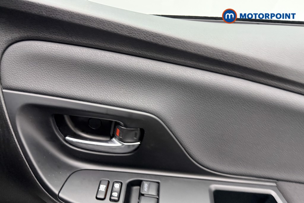 Used Toyota Yaris 2019 for sale - 77199058: Photo 24