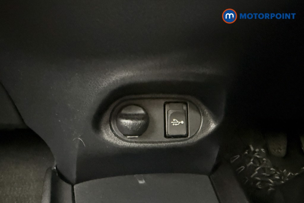 Used Toyota Yaris 2019 for sale - 77199058: Photo 37