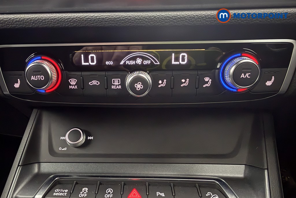 Used Audi Q3 2020 for sale - 76949347: Photo 24