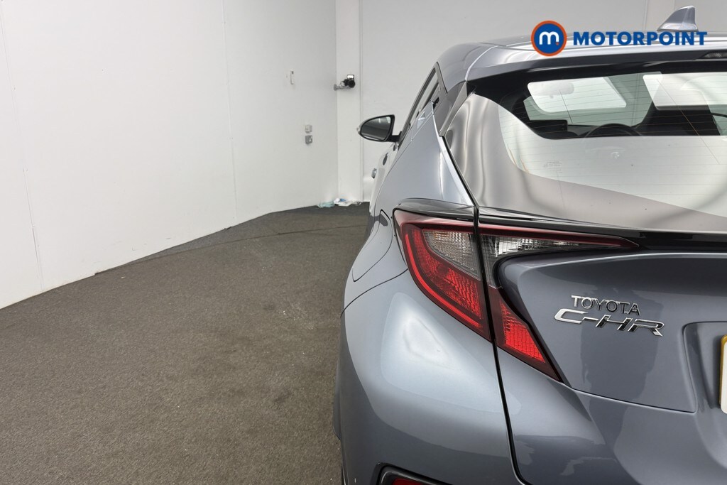 Used Toyota C-HR for sale - 76628437: Photo 14