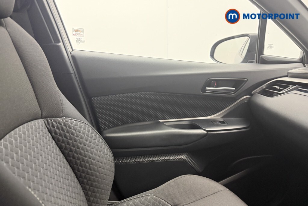 Used Toyota C-HR for sale - 76628437: Photo 31