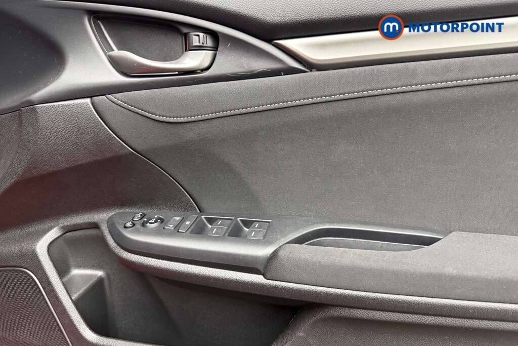 Used Honda Civic 2021 for sale - 77845800: Photo 26