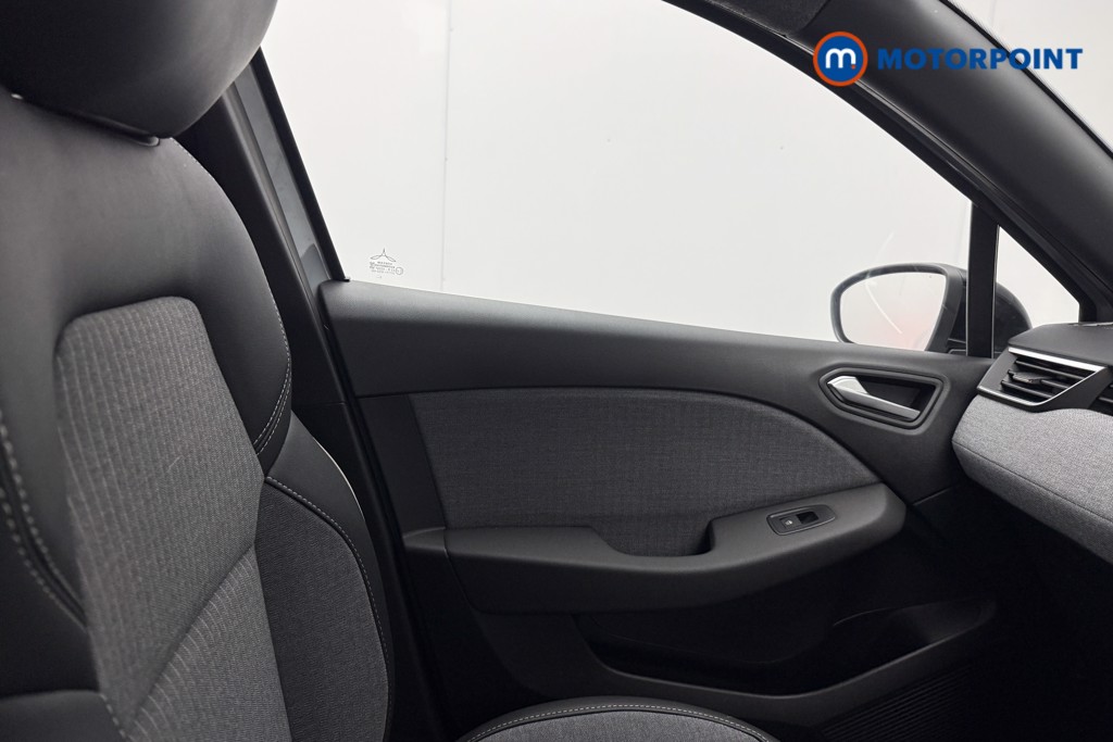 Used Renault Clio 2024 for sale - 77354672: Photo 26