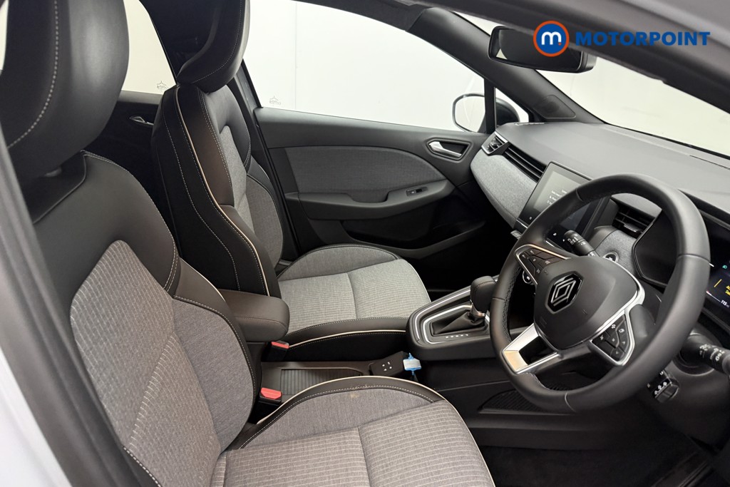 Used Renault Clio 2024 for sale - 77354672: Photo 30