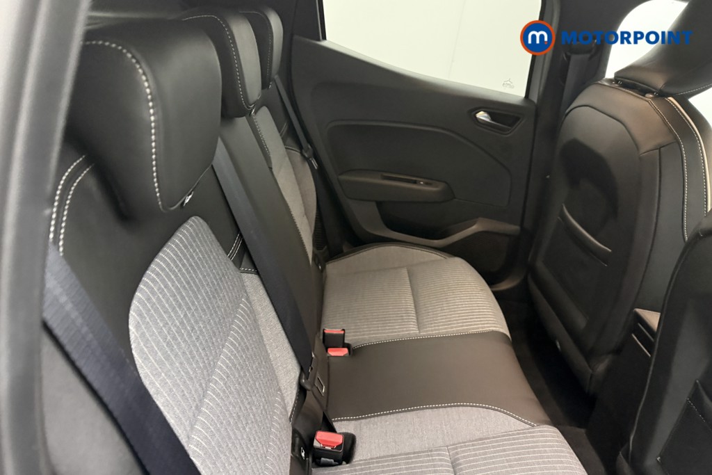 Used Renault Clio 2024 for sale - 77354672: Photo 32