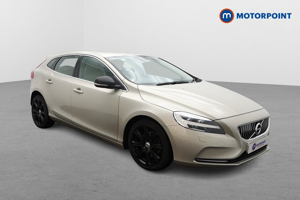 Used Volvo V40 2017 for sale - 77125464: Photo 1