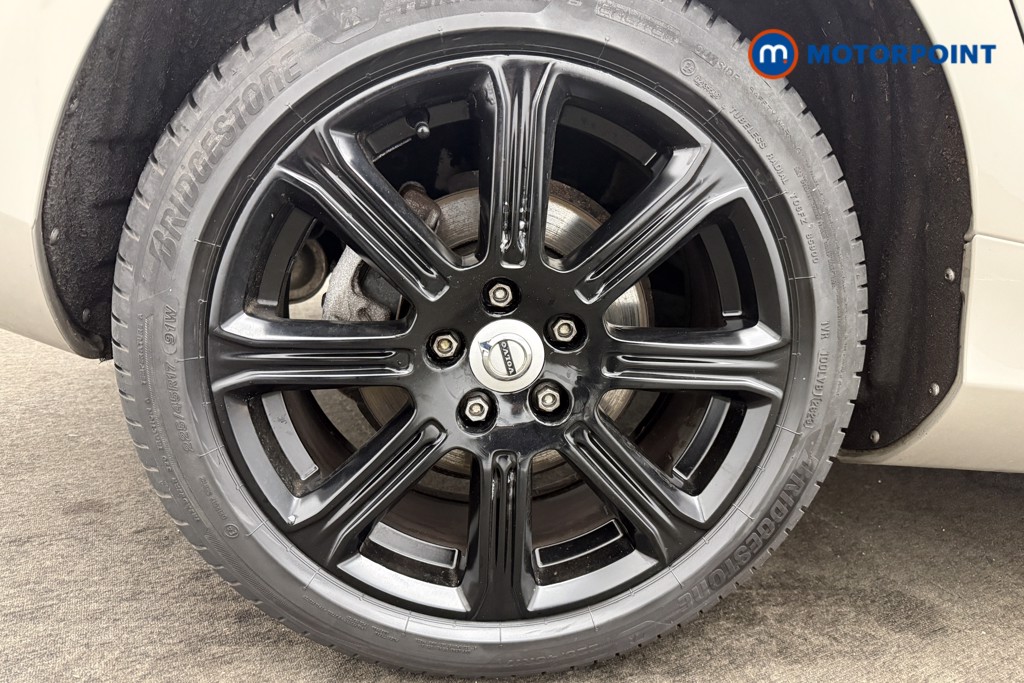 Used Volvo V40 2017 for sale - 77125464: Photo 11