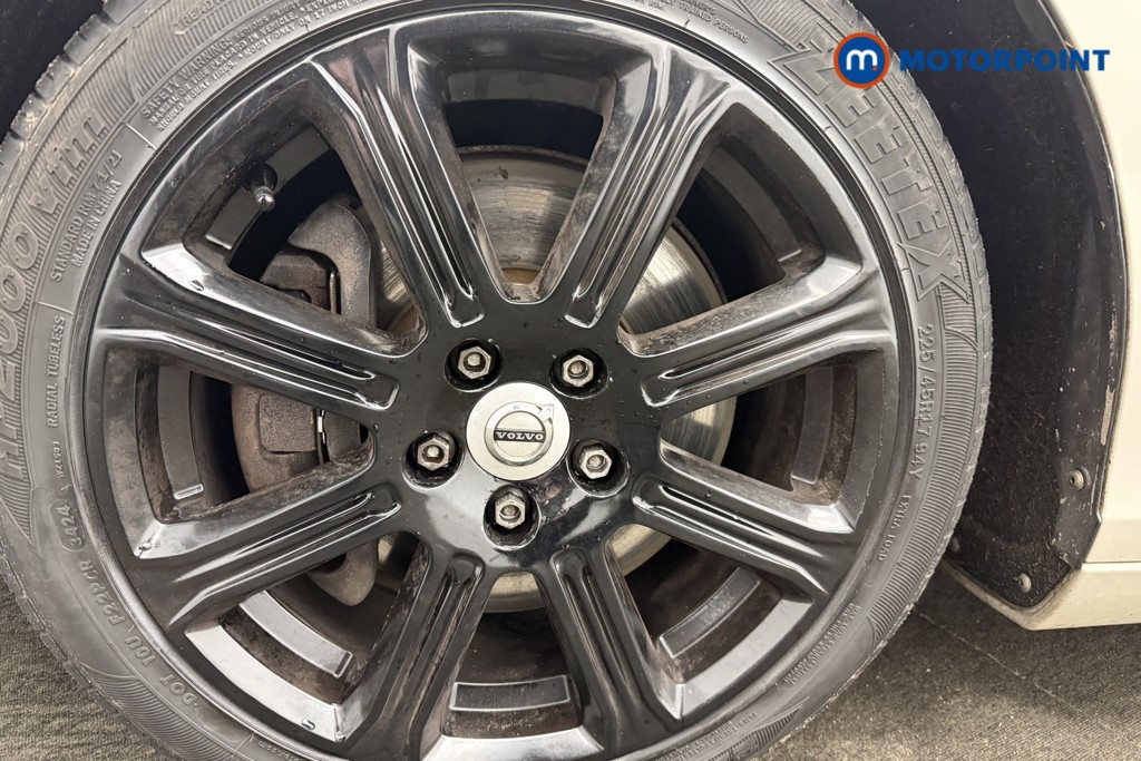 Used Volvo V40 2017 for sale - 77125464: Photo 12