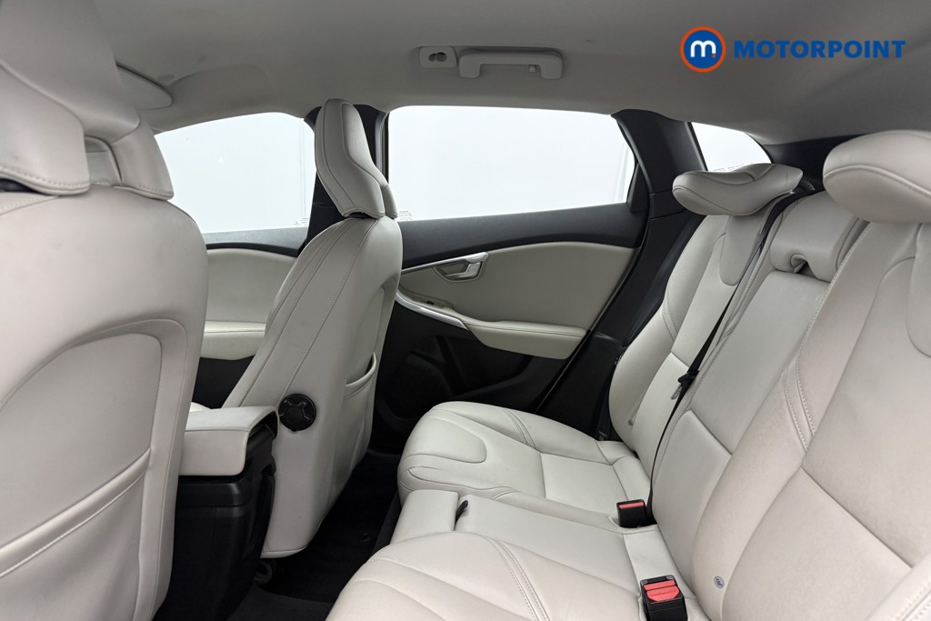 Used Volvo V40 2017 for sale - 77125464: Photo 17