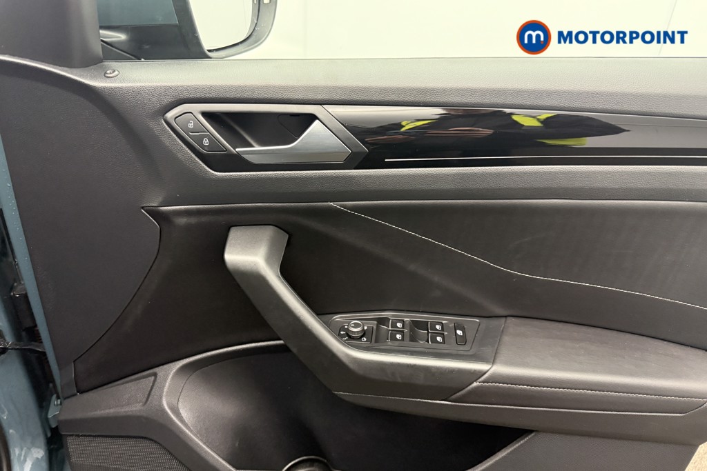 Used Volkswagen T-Roc 2022 for sale - 77138578: Photo 28