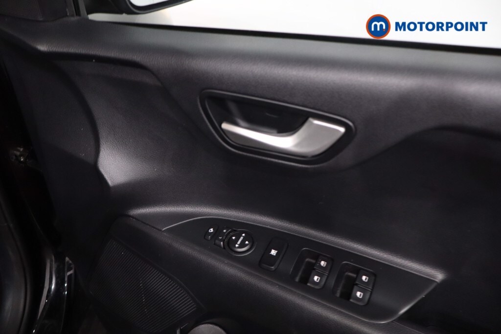 Used Kia Stonic 2022 for sale - 78223662: Photo 31