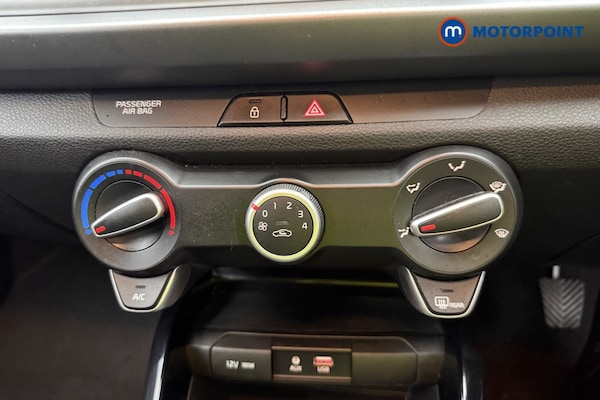 Used Kia Rio 2019 for sale - 76206389: Photo 30