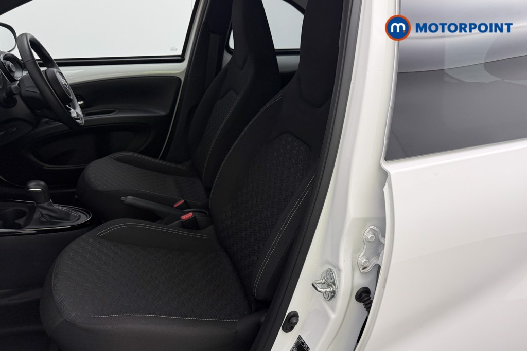 Used Toyota Aygo X 2023 for sale - 77013801: Photo 10