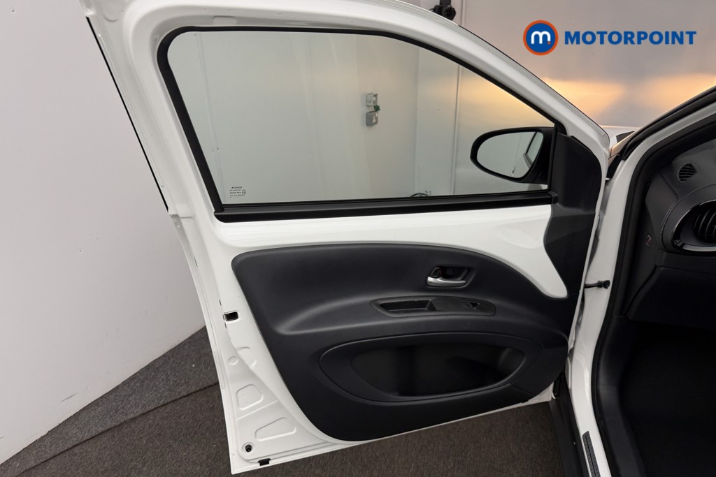 Used Toyota Aygo X 2023 for sale - 77013801: Photo 12