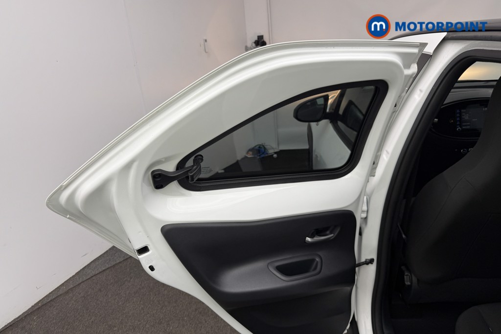 Used Toyota Aygo X 2023 for sale - 77013801: Photo 15