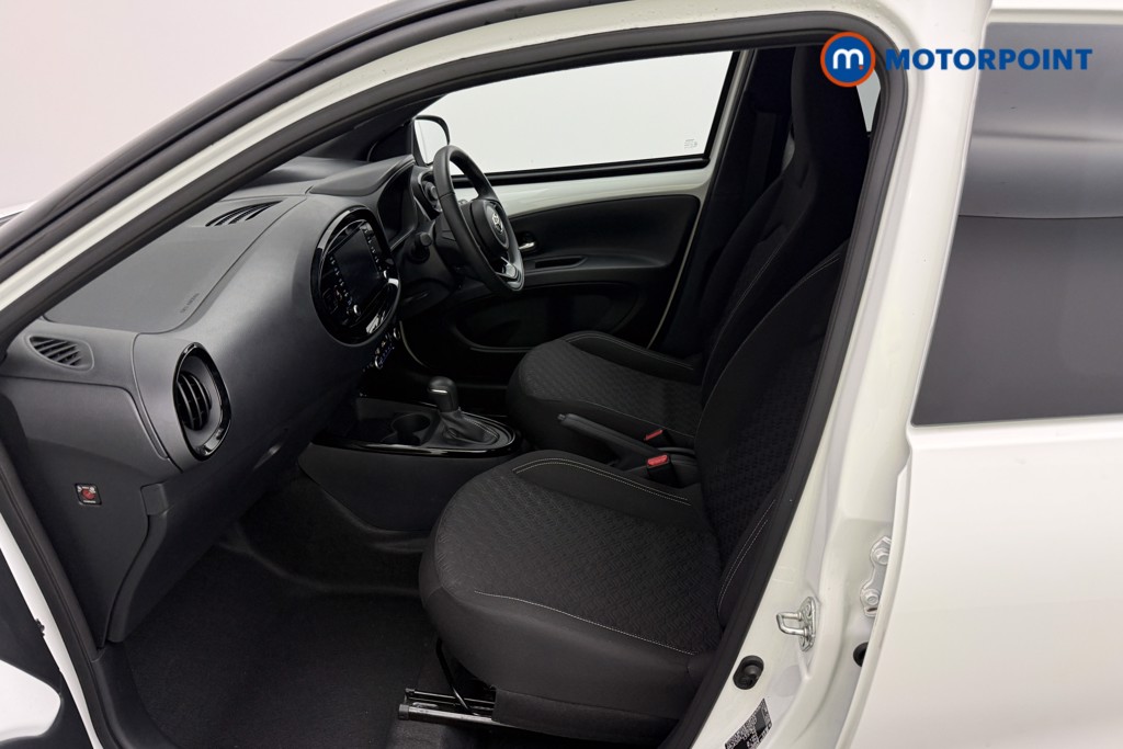 Used Toyota Aygo X 2023 for sale - 77013801: Photo 9