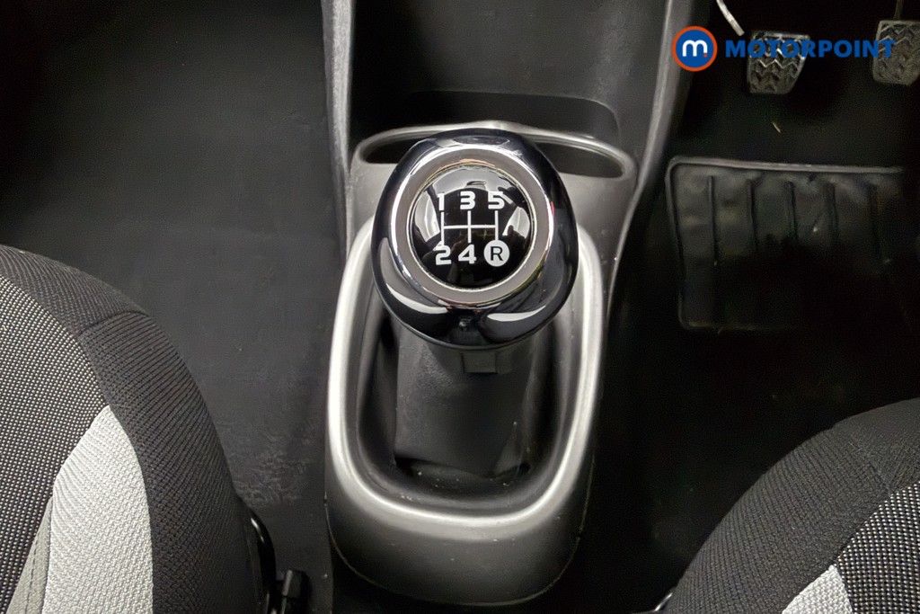 Used Toyota AYGO 2018 for sale - 76494743: Photo 9