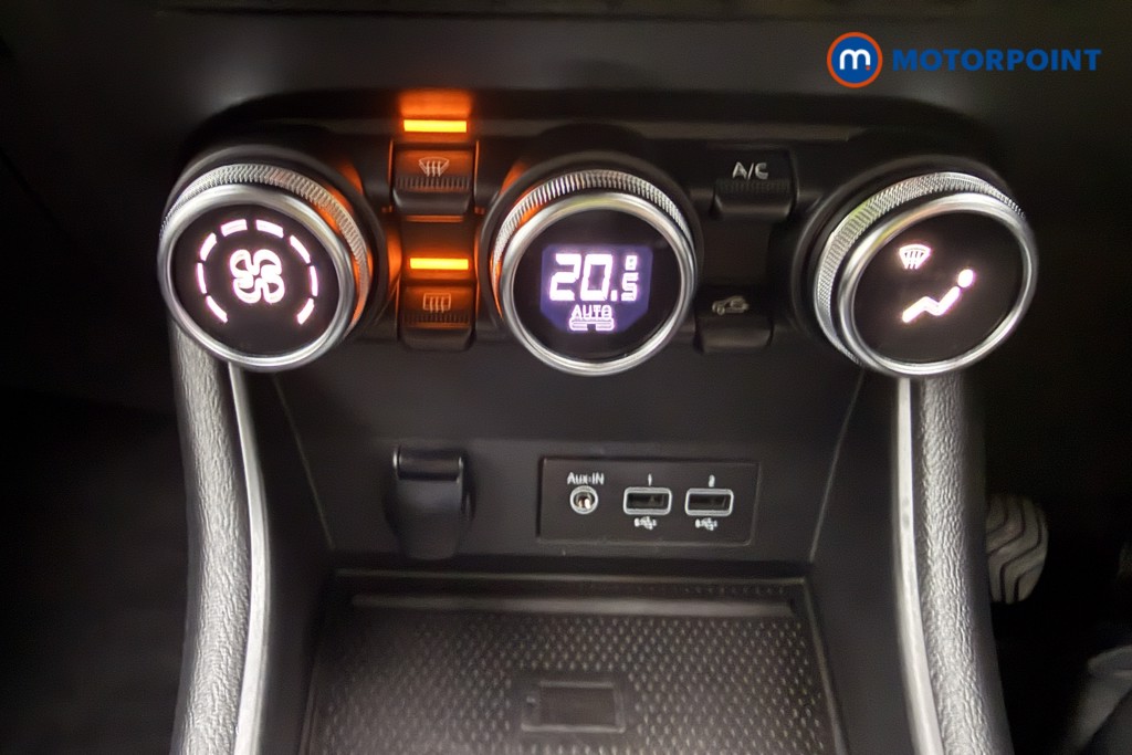 Used Renault Captur 2021 for sale - 76162246: Photo 23
