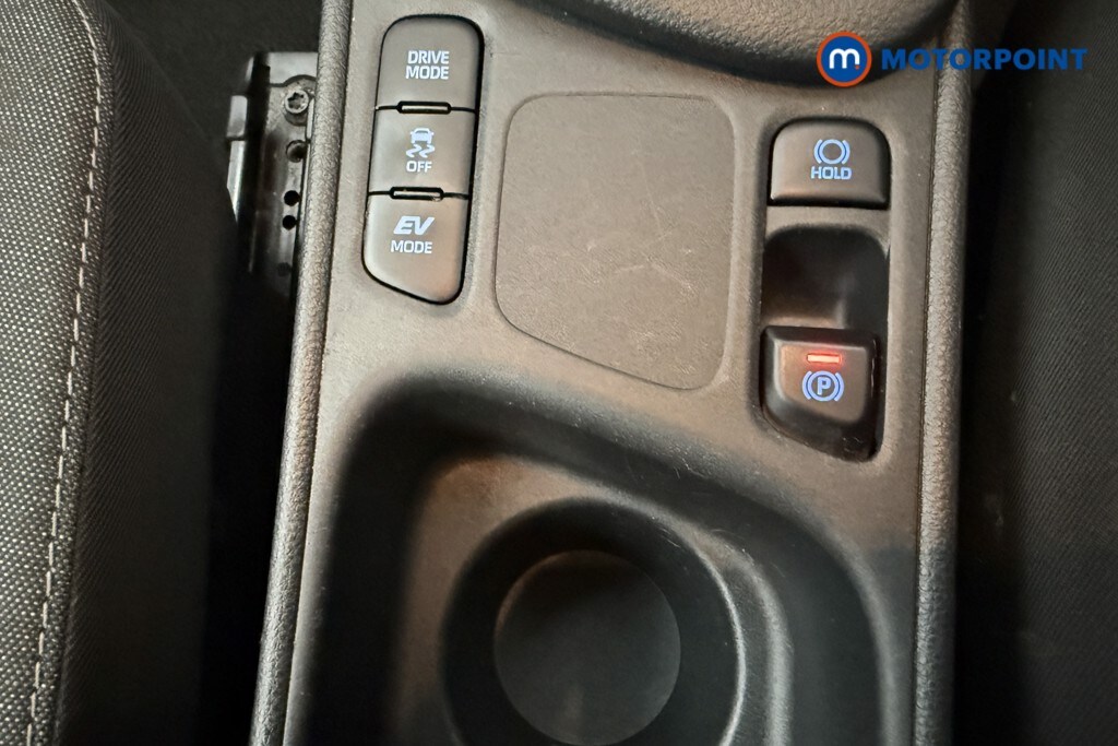 Used Toyota Yaris 2021 for sale - 77516825: Photo 28