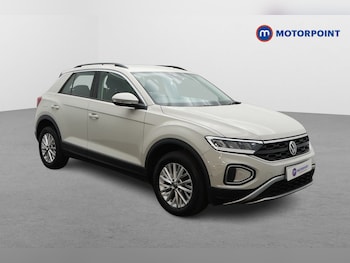 Used Volkswagen T-Roc 2023 for sale - 76508399: Photo