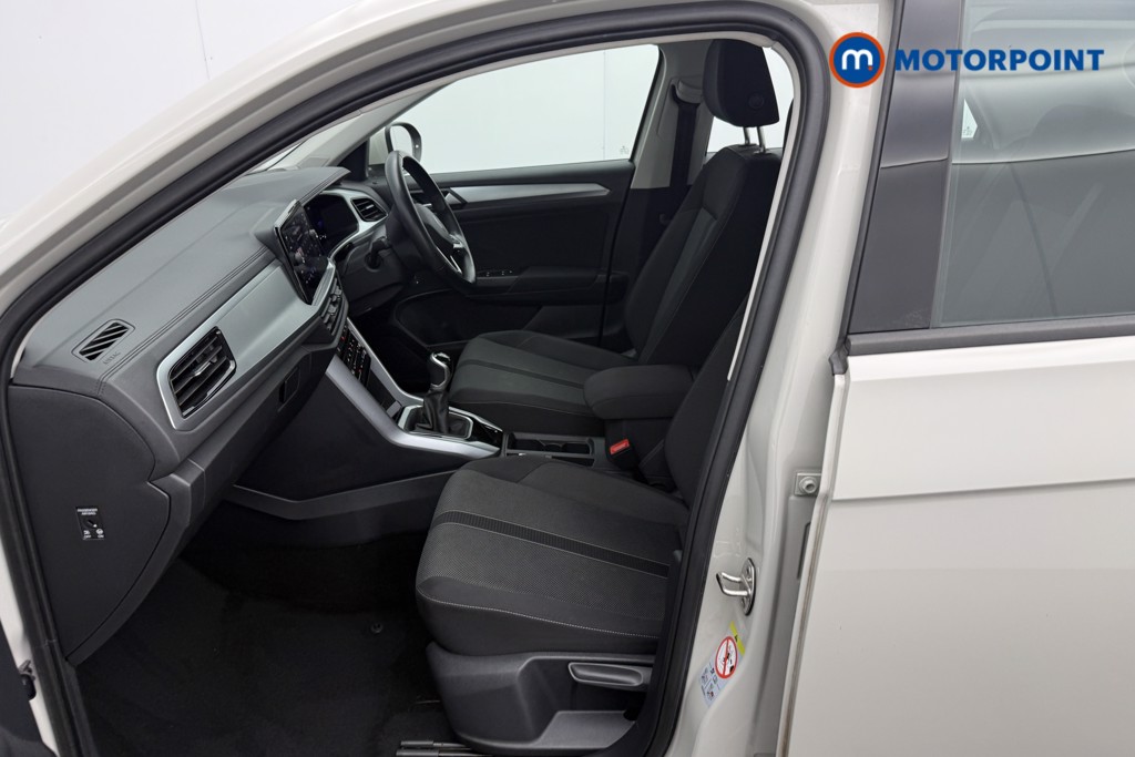 Used Volkswagen T-Roc 2023 for sale - 76508399: Photo 9