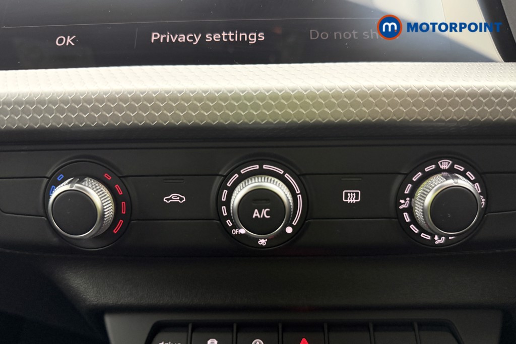 Used Audi A1 for sale - 76531726: Photo 31