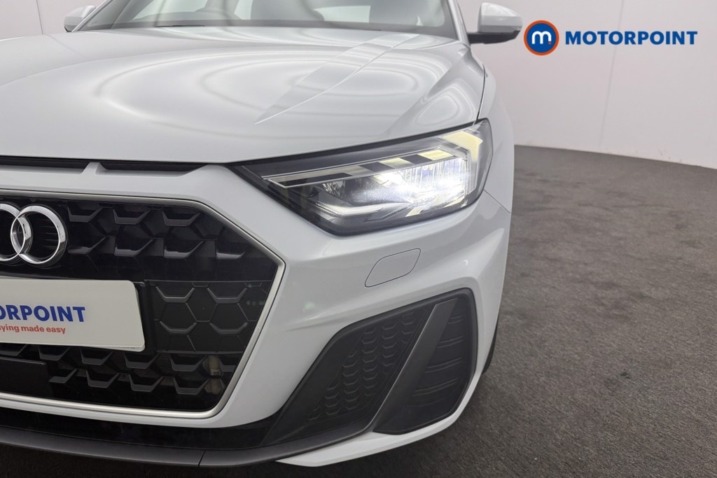 Used Audi A1 for sale - 76531726: Photo 36