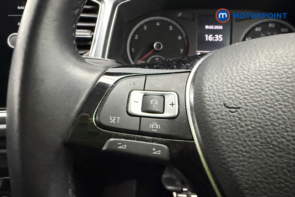 Used Volkswagen T-Roc 2021 for sale - 77763889: Photo 23