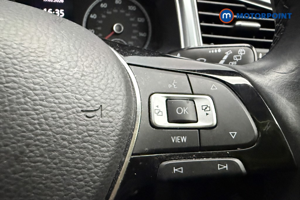 Used Volkswagen T-Roc 2021 for sale - 77763889: Photo 24