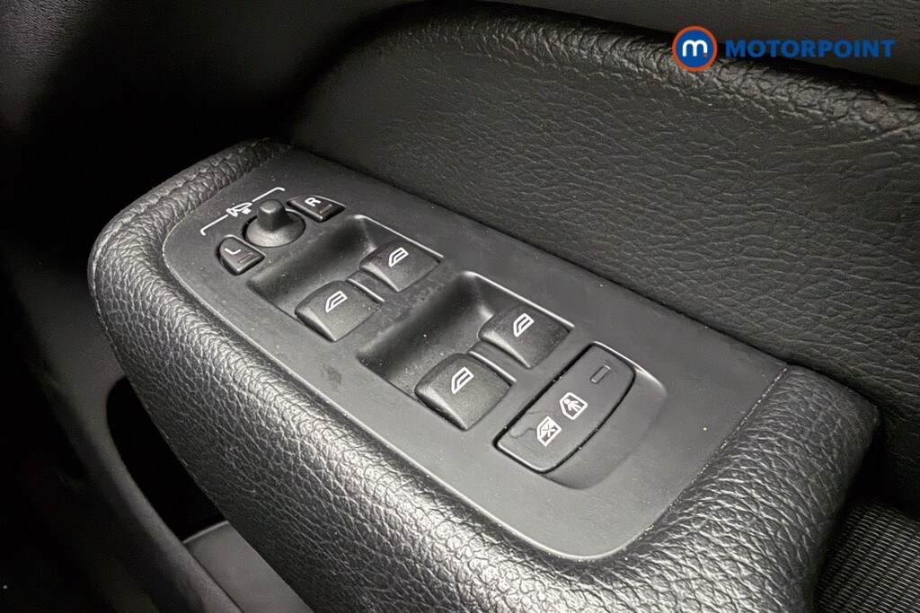 Used Volvo XC60 2021 for sale - 77916734: Photo 25