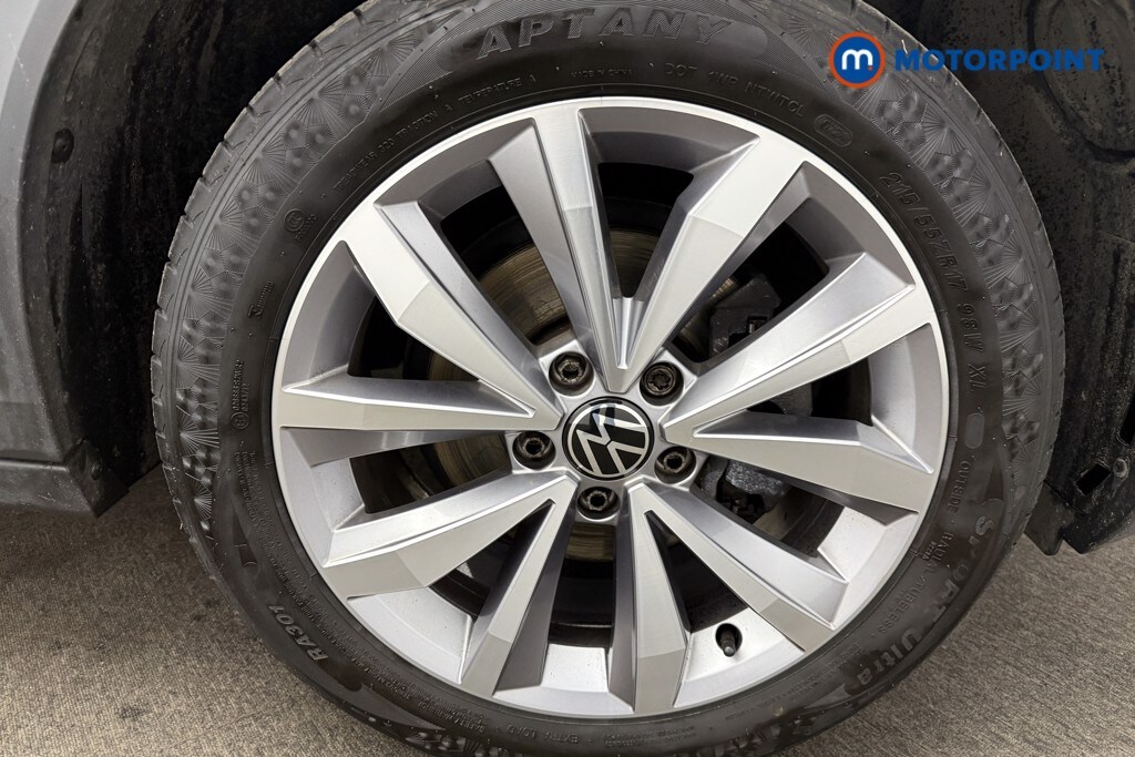 Used Volkswagen T-Roc 2021 for sale - 77653885: Photo 12