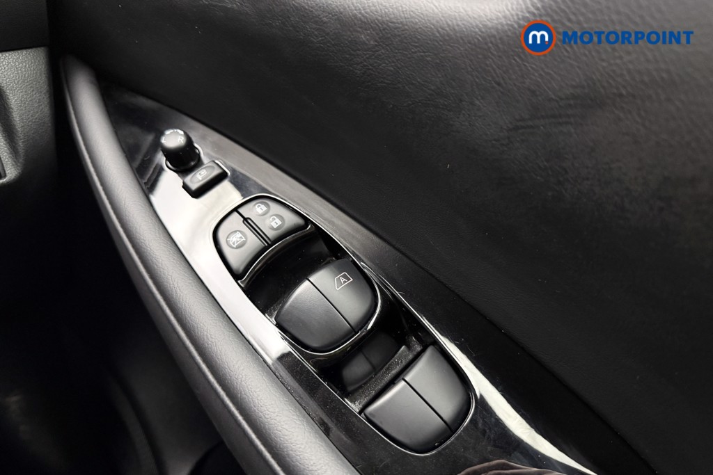 Used Nissan Leaf 2020 for sale - 77297899: Photo 24