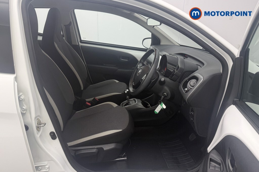 Used Toyota AYGO 2021 for sale - 77546033: Photo 9