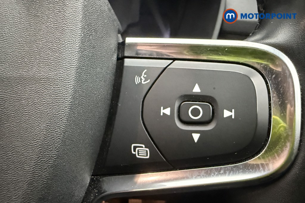 Used Volvo XC40 2023 for sale - 76405396: Photo 23