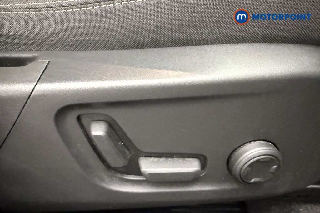 Used Volvo XC40 2023 for sale - 76405396: Photo 25