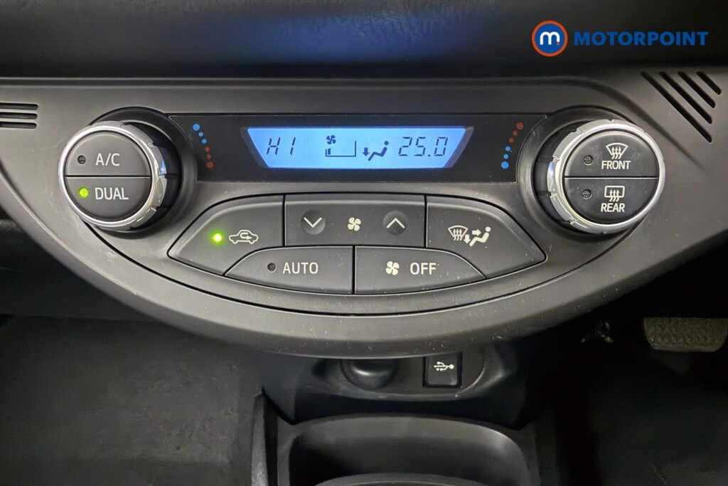 Used Toyota Yaris 2020 for sale - 76319875: Photo 34