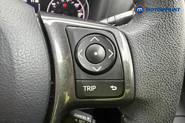 Used Toyota Yaris 2020 for sale - 76319875: Photo 38