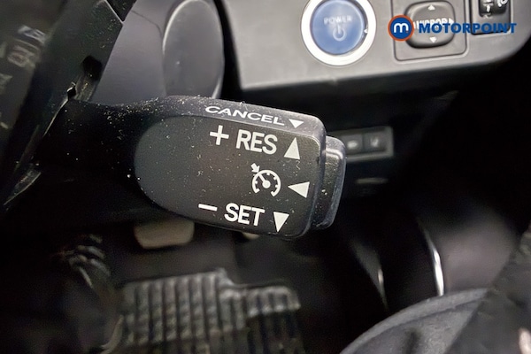 Used Toyota Yaris 2020 for sale - 76319875: Photo 39
