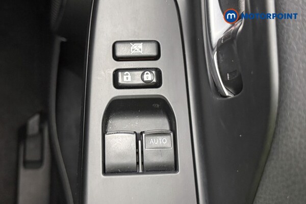 Used Toyota Yaris 2020 for sale - 76319875: Photo 42