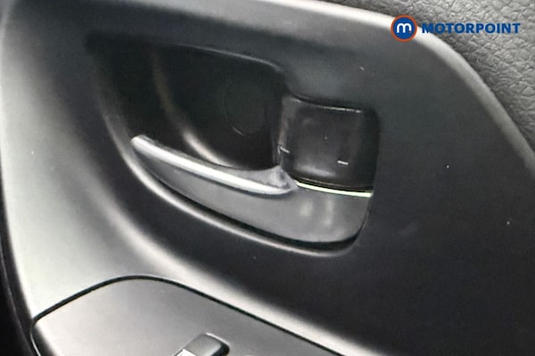 Used Toyota Yaris 2020 for sale - 76319875: Photo 43