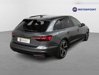 Used Audi A4 2022 for sale - 76534681: Photo