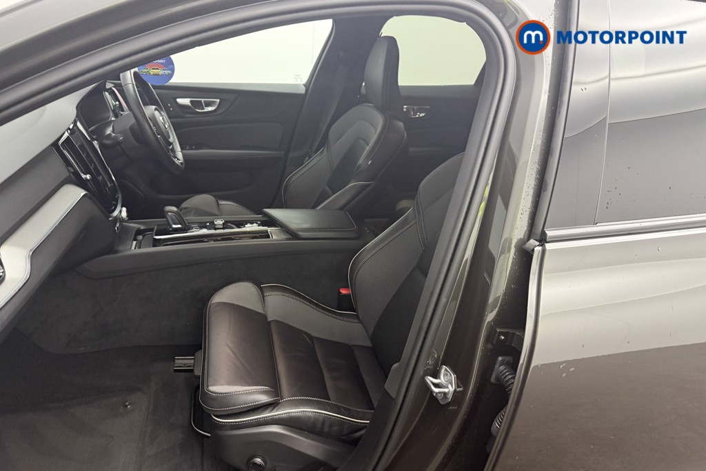 Used Volvo V60 2021 for sale - 76985094: Photo 10