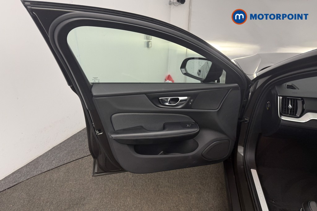 Used Volvo V60 2021 for sale - 76985094: Photo 12