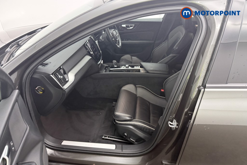 Used Volvo V60 2021 for sale - 76985094: Photo 9