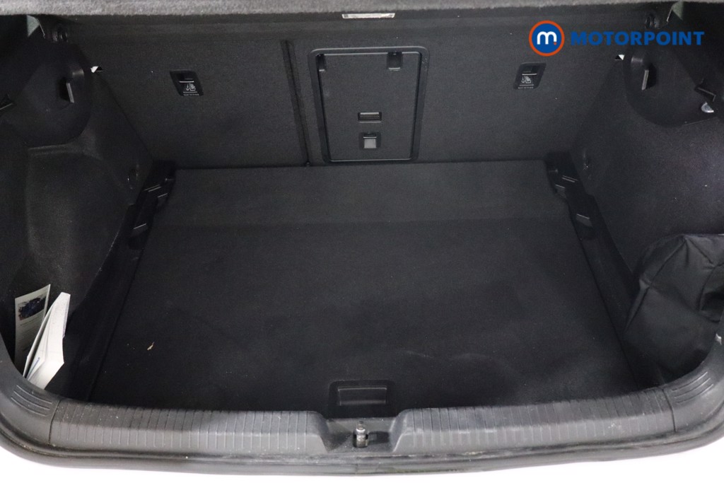 Used Volkswagen Golf 2021 for sale - 76413000: Photo 24