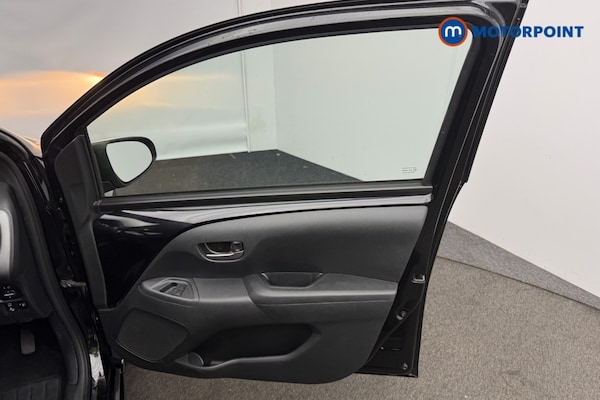 Used Toyota AYGO 2022 for sale - 76222889: Photo 30