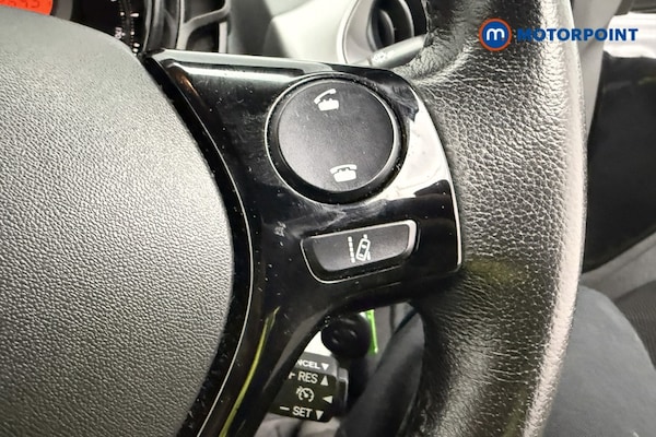 Used Toyota AYGO 2022 for sale - 76222889: Photo 40