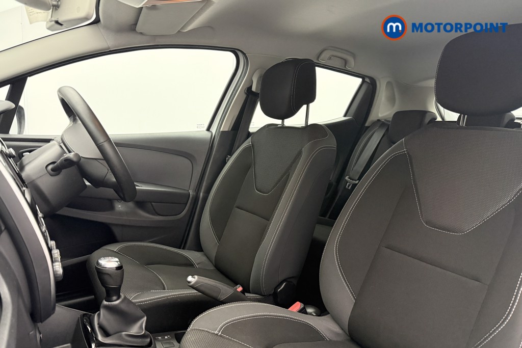 Used Renault Clio 2018 for sale - 77791631: Photo 15