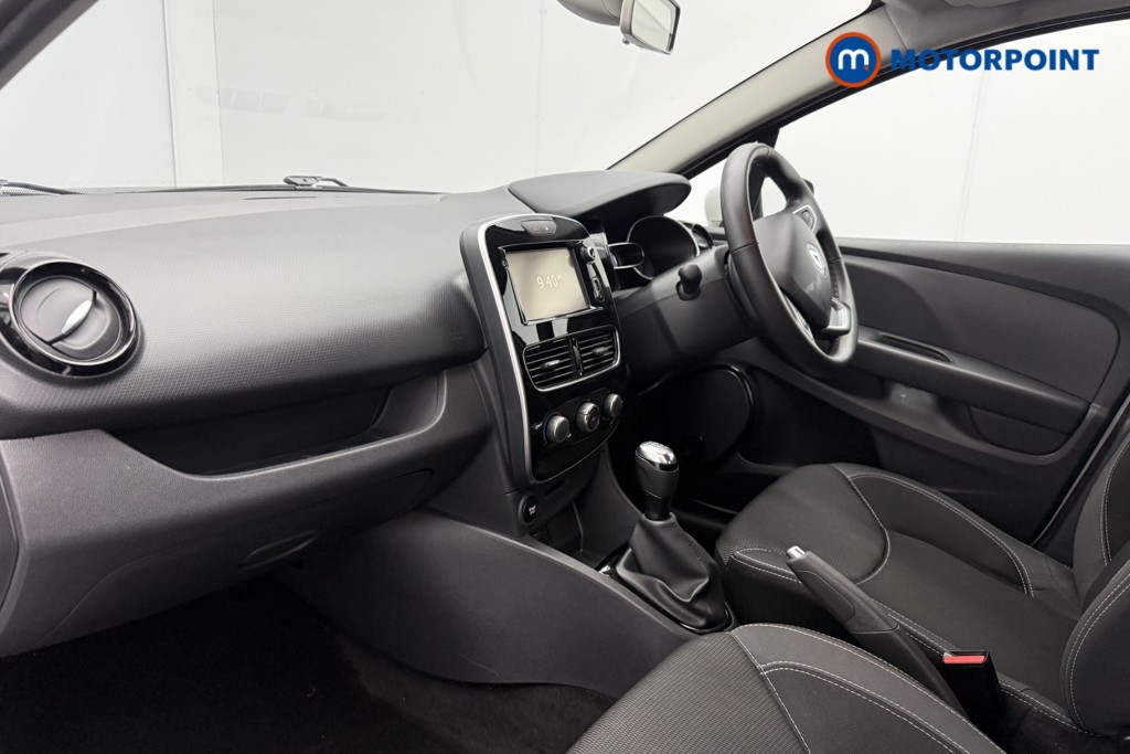 Used Renault Clio 2018 for sale - 77791631: Photo 16